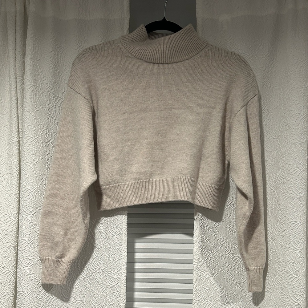 Aritzia Wilfred Free Cream Cropped Turtleneck Sweater 100% Merino Wool